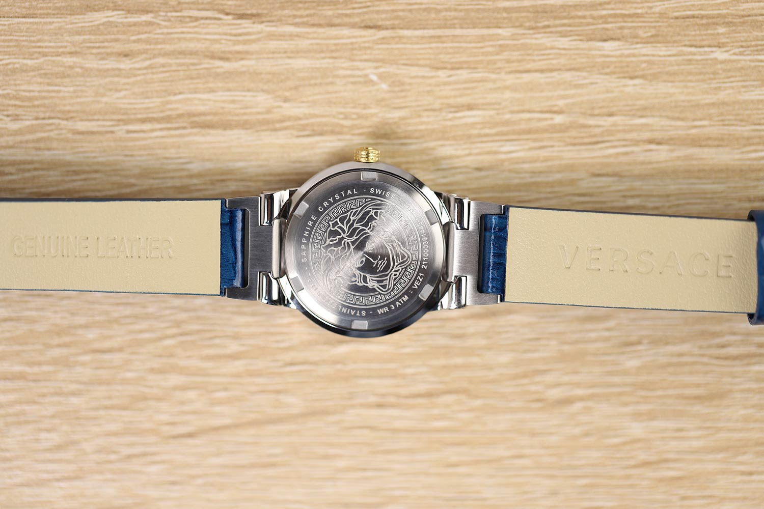 Женские часы Versace Versace VEZ100121